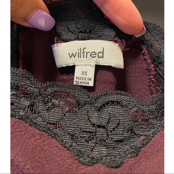 ⚠️SOLD⚠️ Wilfred Dark Plum Cami w/ Lace - Picture 2 of 2